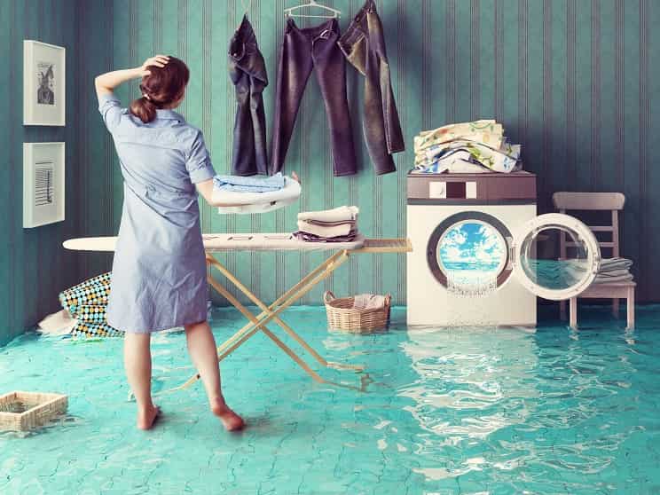 علت جمع شدن آب در دیگ ماشین لباسشویی